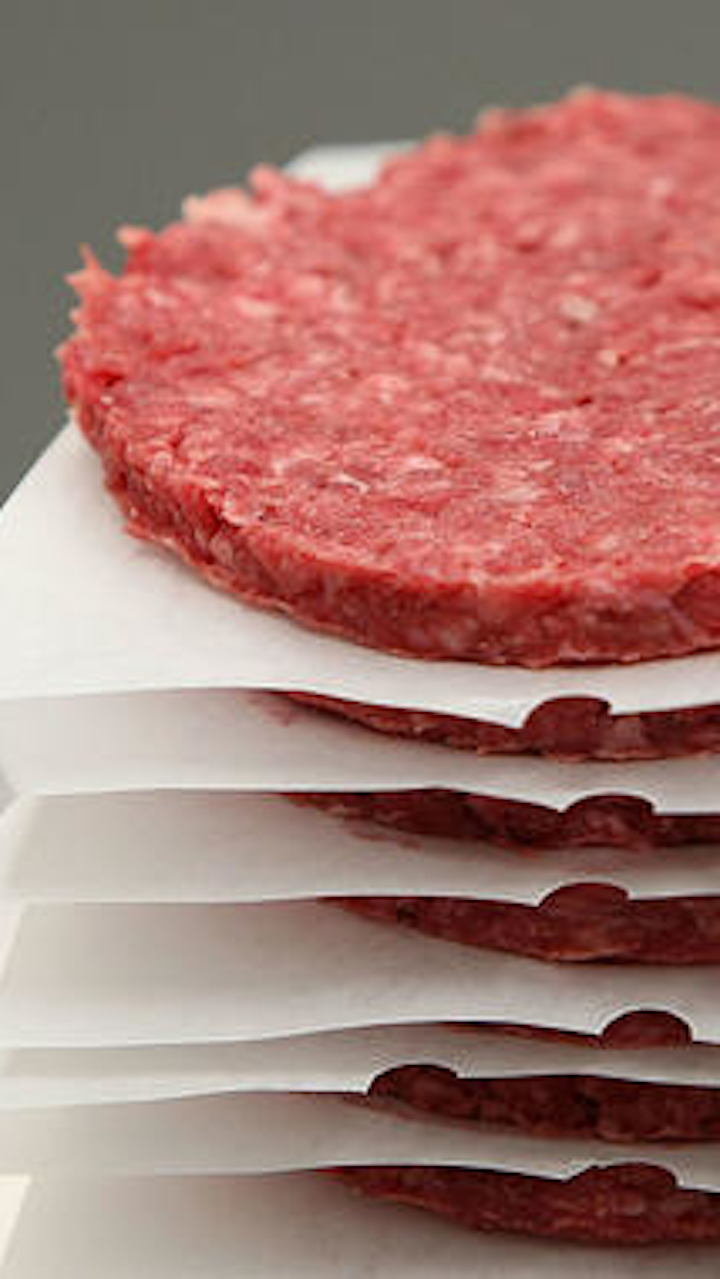 La nueva tecnología HPP de JBT Avure para carne fresca molida conserva el aspecto y la textura naturales durante el proceso de alta presión.