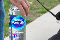 “Nuestras botellas no son fabricadas para arrojarse a la basura', dice Fernando Mercé, presidente de NWNA.