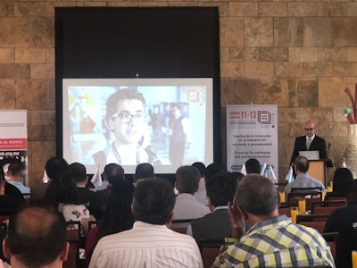 Tour de promoción de EXPO PACK Guadalajara en la ciudad de León, Guanajuato.