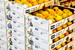 Cajas personalizadas de Melinda Apples en Italia.