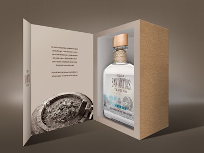 caja plegadiza del Tequila San Matías Tahona para comercio electrónico