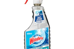 Nueva botella de plástico oceánico reciclado de Windex.