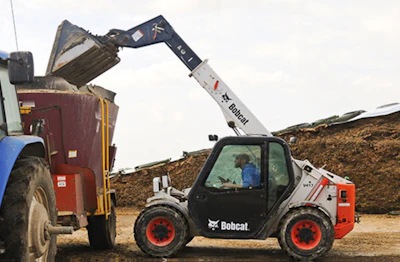 Doosan Bobcat pasa de la producción en papel a la digital