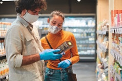 Estudio revela nuevas actitudes de los consumidores