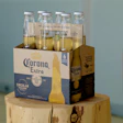 Con desechos de paja de cebada AB InBev revoluciona futuro del empaque de cerveza