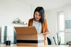 Entre los factores de empaque, la sustentabilidad, con un 42%, es el factor con más probabilidades de obligar a los compradores en línea a volverse clientes.