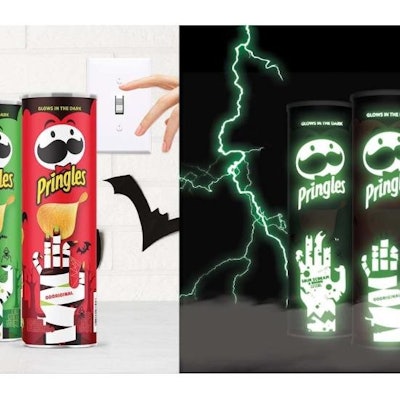 Latas navideñas de Pringles
