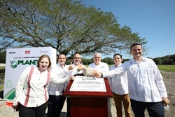 En acto de colocación de la primera piedra realizado el 25 de enero, se anunció que la planta integrará 18 centros de acopio, y que su construcción y operación generarán más de 20.000 empleos directos e indirectos.