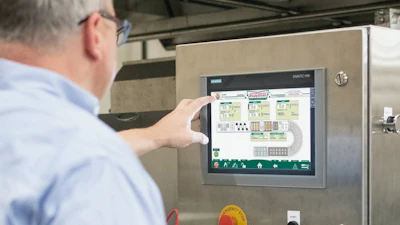 Una tienda puede producir doce mil donas por hora. El rendimiento del motor de la bomba en la tienda se puede ver a través del portal TIA de Siemens para diagnosticar, solucionar problemas, mantener y prevenir interrupciones en el flujo de producción.