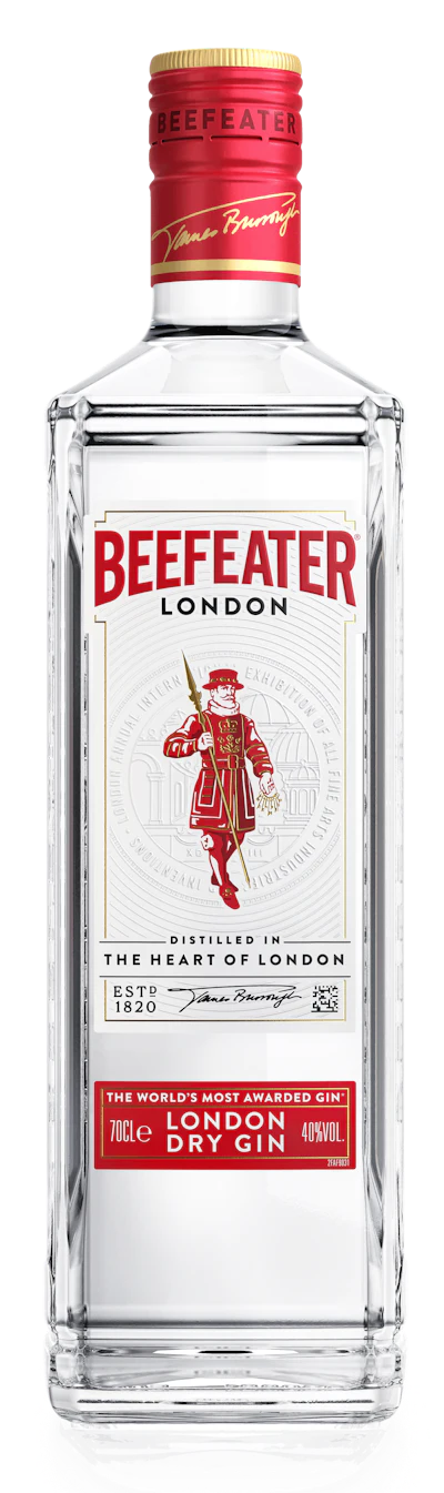Para su ginebra Beefeater London Dry, la marca reemplazó el cierre de plástico por una tapa de aluminio, pasó de una etiqueta de plástico a una de papel, y eliminó todas las botellas de PET.
