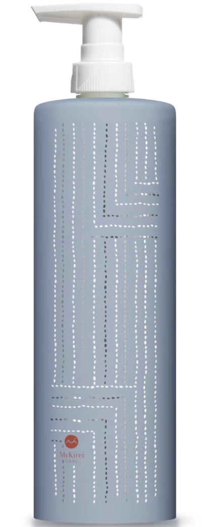 Se diseñaron dos opciones de soportes ecológicos decorativos y recargables para la nueva loción de MyKirei con obras de famosos artistas japoneses.