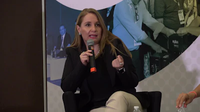Claudia Jañez es reconocida como una de las lideresas más influyentes en los negocios en México, por revistas como Fortune y Forbes. Fue presidenta para América Latina de DuPont, donde también fue directora global de Diversidad e Inclusión.