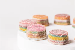Las vitaminas personalizadas y Life-stacks de Nourished se imprimen en 3D para colocar en capas diferentes 'mezclas' de ingredientes activos, que se adaptan específicamente a los requisitos individuales del consumidor.