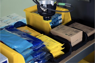 La ventosa MX de Piab puede funcionar en una variedad de soluciones, como recolección de contenedores, cumplimiento de pedidos, despaletización de cajas y clasificación de pedidos.