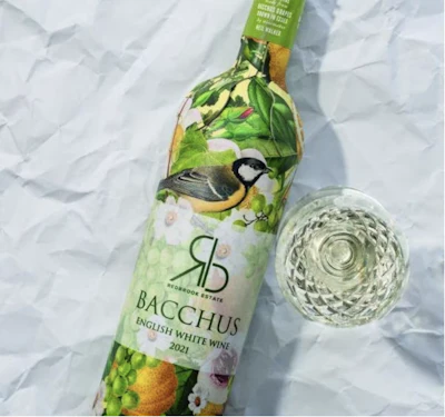 El nuevo lanzamiento de botellas de papel de Laithwaites
