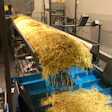 El Zephyr reversible es ideal para alimentos congelados a granel, incluidos productos de papa, frutas, verduras, carnes y aves, así como alimentos secos como papas fritas, frutos secos y cereales.