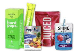 Entre las ofertas de TopPop figuran las paletas para adultos en sobres flexibles y productos de jugo y agua en bolsas parables.