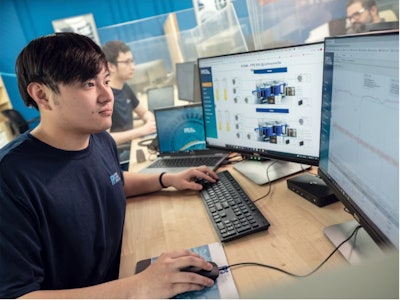 FPS proporciona un sistema de monitoreo remoto que les permite a sus técnicos monitorear las unidades de congelación de los clientes.