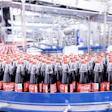 La nueva línea amplía la gama de productos retornables en el portafolio de Coca-Cola HBC para incluir Coca-Cola y Coca-Cola Sin Azúcar en una botella de vidrio de 400 ml para consumo en casa y mientras se desplaza.