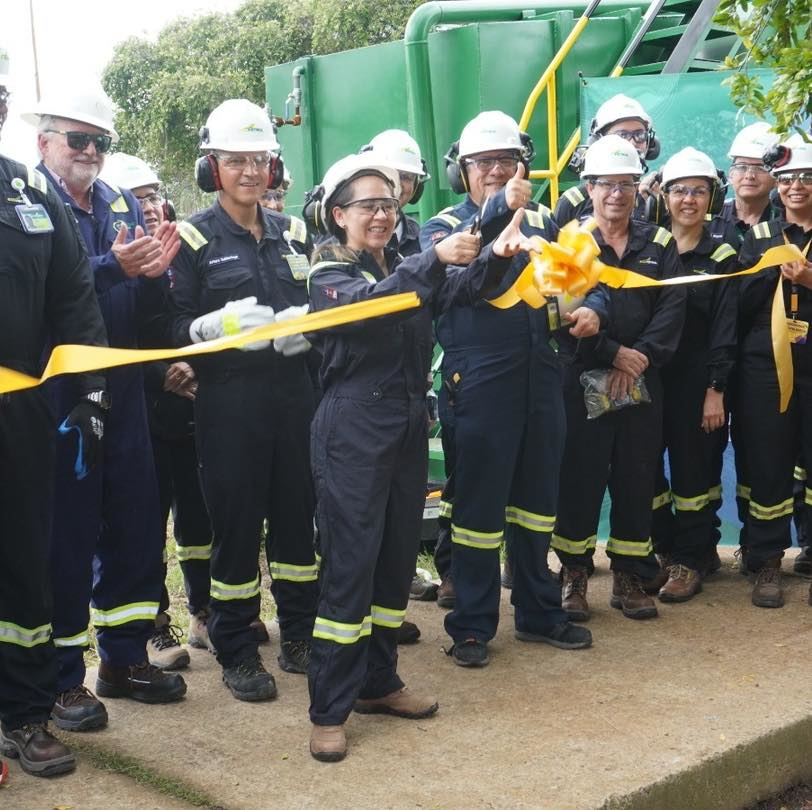 El inicio del proyecto de reciclaje qu&iacute;mico avanzado se celebr&oacute; con una primera entrega de aceite pirol&iacute;tico a la refiner&iacute;a que la estatal petrolera Ecopetrol opera en la ciudad de Barrancabermeja, Colombia.