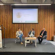 El panel estuvo conformado por Francisco Dorado, ingeniero de Mantenimiento y Proyectos Home Care de Colgate Palmolive; Fabian Jaimes, gerente de Innovación y Desarrollo de Empaques de Team Foods; y Nelson Valverde, gerente de Ingeniería de Sistemas de Empaque de Kimberly Clark LAO. El encuentro estuvo moderado por Lilián Robayo Páez, directora de medios para América Latina de PMMI y Editora en jefe de Mundo EXPO PACK.