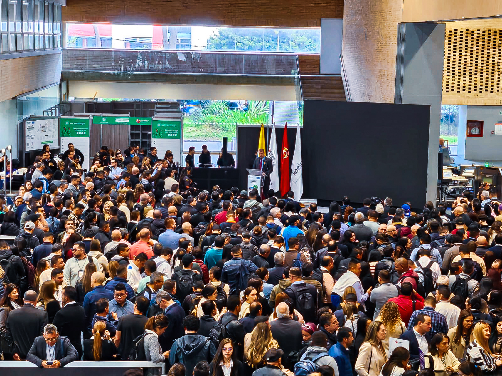 Con m&aacute;s de 19.000 visitantes, Andina Pack 2023 super&oacute; sus expectativas de asistencia. Esta edici&oacute;n cont&oacute; con 3 agendas acad&eacute;micas compuestas por 60 charlas acad&eacute;micas y la participaci&oacute;n de 450 expositores.