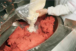 Equipos de mezclado y homogeneización para optimizar la calidad en la industria alimentaria.