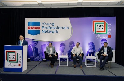 Panel de la Red de Jóvenes Profesionales de PMMI, celebrado por primera vez en EXPO PACK. De izquierda a derecha aparecen Jorge Izquierdo, VP de desarrollo de mercados de PMMI; Edgar Bonfil, director de investigación y desarrollo en empaques de Kellogg Latinoamérica; Alfonso Posada, director de ventas y marketing de Econocorp Inc., y Rick Núñez, ingeniero de ventas Norteamérica y Suramérica de PDC International Corp.