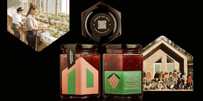 El uso de un código QR les permite a los consumidores interactuar con el producto, accediendo a historias y datos sobre el impacto social de Akamasoa.