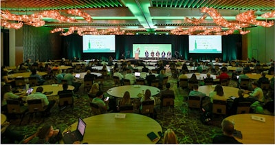 La Packaging Recycling Summit, organizada por nuestra publicación hermana Packaging World, celebrada a mediados de septiembre de 2024, reunió a 268 asistentes de toda la cadena de suministro de reciclaje de envases en Anaheim, California, para promover la cadena de suministro circular envases.