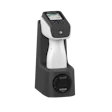 El espectrofotómetro portátil vertical CM-17d de Konica Minolta ofrece mediciones precisas en superficies curvas y muestras pequeñas, con ergonomía y visor electrónico para posicionamiento exacto.