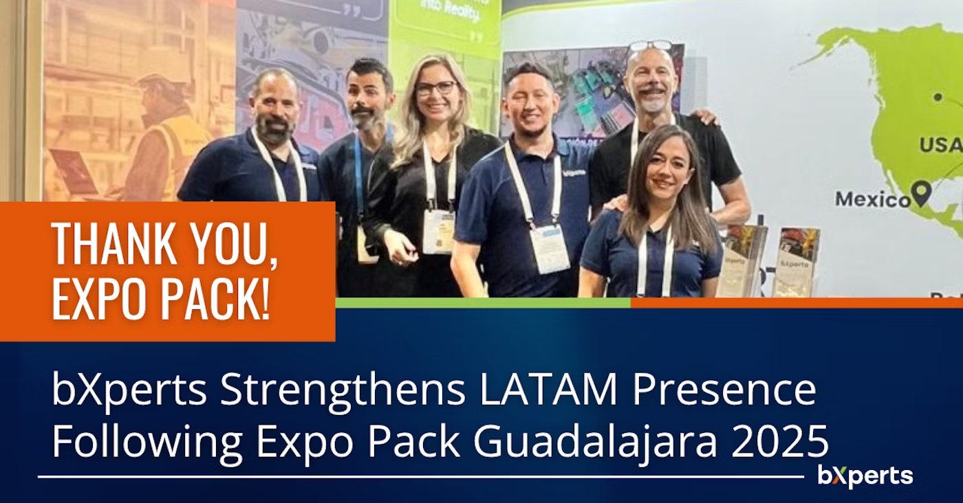 Representantes de bXperts durante su participaci&oacute;n en EXPO PACK Guadalajara 2025.