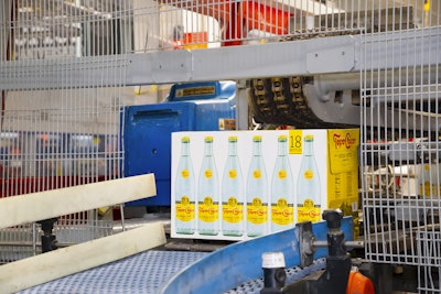 En Su Planta En Monterrey, Topo Chico Innova Y Reduce Consumo De Adhesivo En El Pegado Hot Melt De Cajas De Sus Botellas De Agua Mineral En Cerca Del 55%, Gracias A La Implementación De Equipos Eco Stitch De Valco Melton