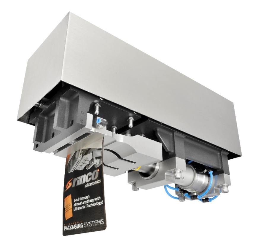 El modelo FPA4500EM de Rinco Ultrasonics es la primera selladora de bolsas por servomotor en la industria, con control din&aacute;mico y bajo consumo energ&eacute;tico.