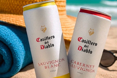 Concha y Toro introduce el vino en lata con Casillero del Diablo, una apuesta por la innovación, la sostenibilidad y la conexión con nuevas generaciones.
