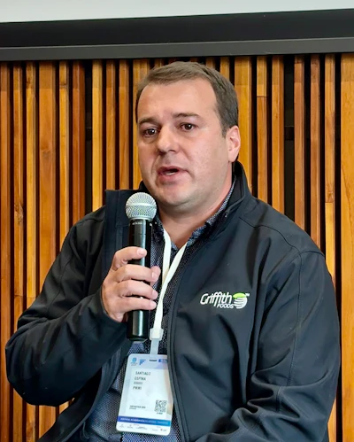 Santiago Ospina, gerente de planta de Griffith Foods en Colombia, comparte criterios técnicos para evaluar la inversión en paletizado con robots colaborativos.