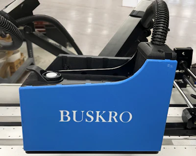Impresora industrial Argo de Buskro para impresión variable directa sobre cajas de cartón corrugado.