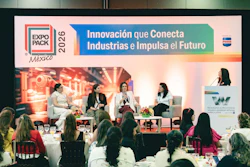 Yaimé Yáñez, de La Morena; Grissel Parra, de Tiendas 3B; Sofía Díaz, de Danone México; y Melina Avecilla, de Beiersdorf compartieron experiencias sobre liderazgo, mentoría inversa y colaboración intergeneracional durante EXPO PACK México 2026.